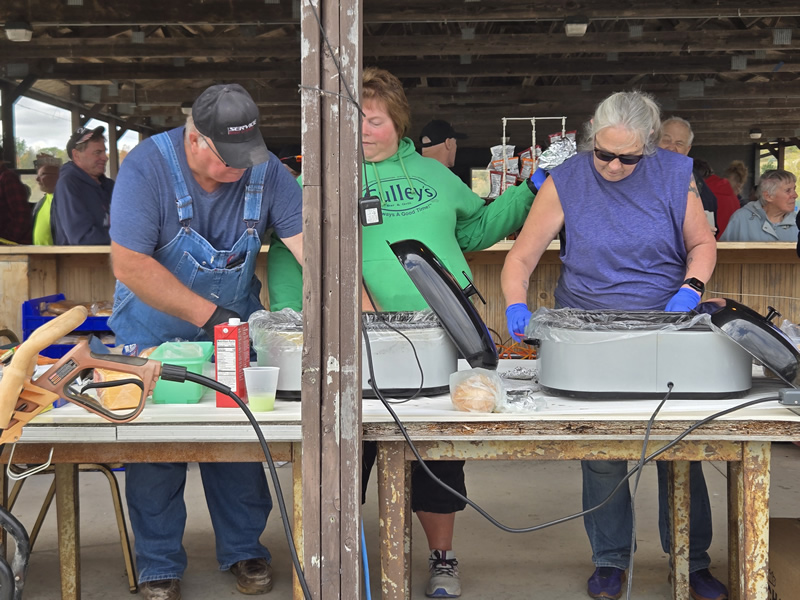 /pictures/Car Show_2025/20251011_120048.jpg